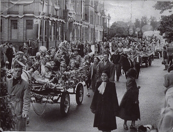 market street carnival